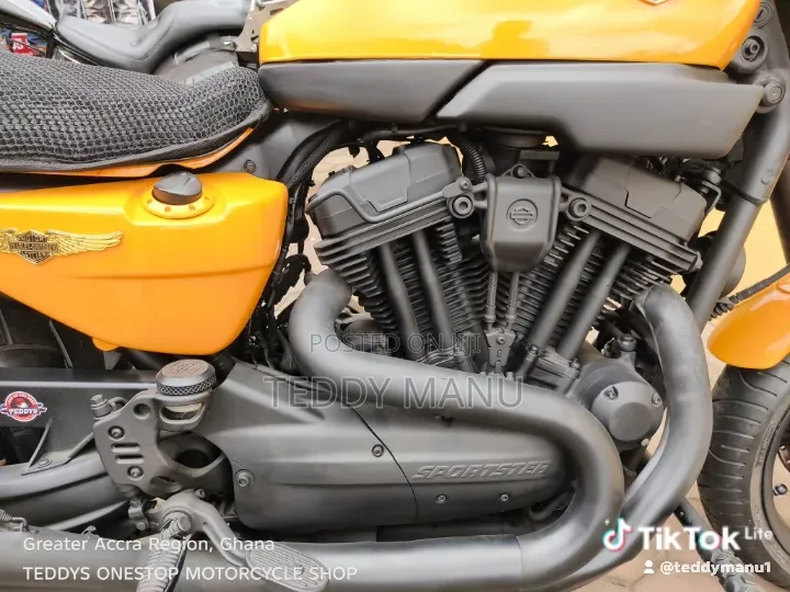 Harley-Davidson 2018 Yellow