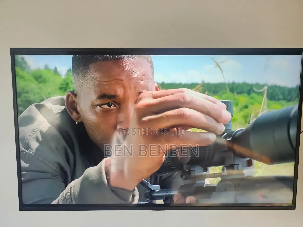 Samsung 43 Inches Uhd Smart Tv + Wallmount