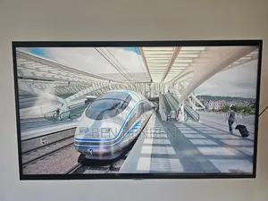 Samsung 43 Inches Uhd Smart Tv + Wallmount