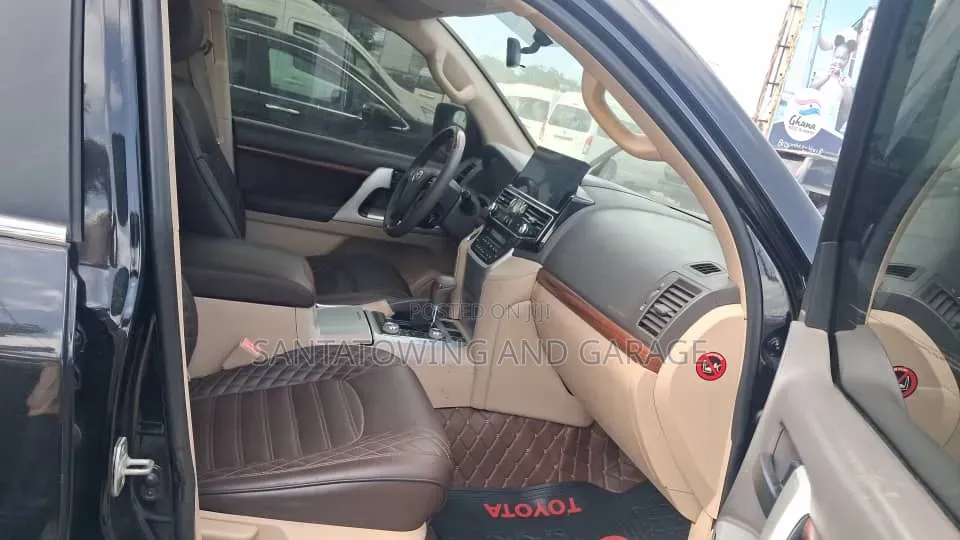 Toyota Land Cruiser 4.0 V6 GX-R 2014 Black