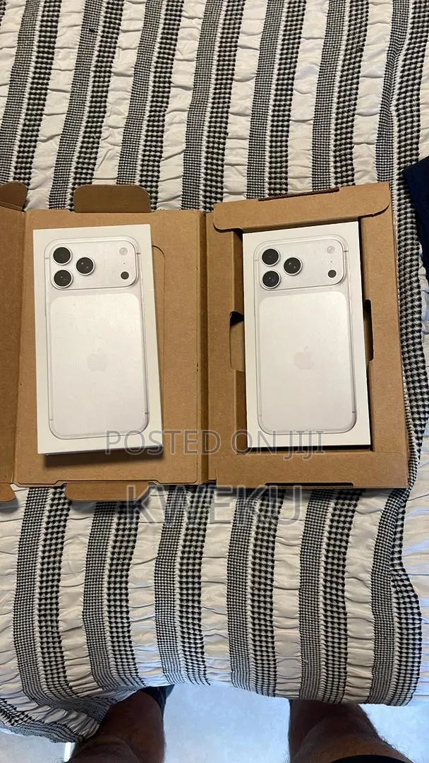New Apple iPhone 17 Pro Max 256 GB White