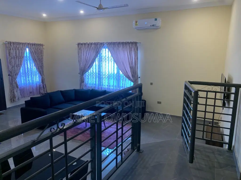 Furnished 2bdrm Apartment in Ashomang Estate for rent