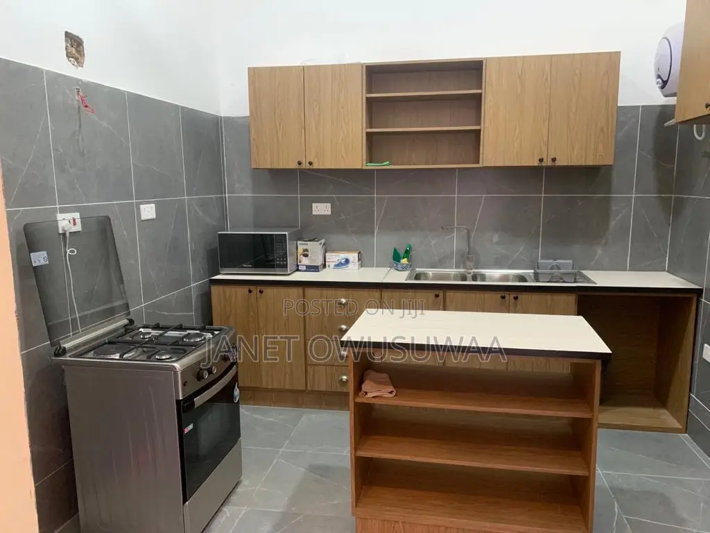 Furnished 2bdrm Apartment in Ashomang Estate for rent