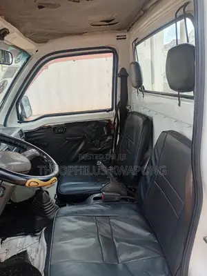 Daihatsu Hijet Mini Truck White