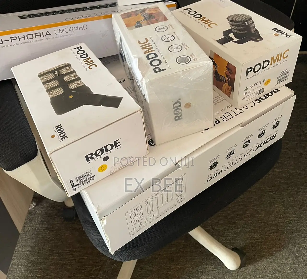 Rodecaster Pro1 Podcast Recording Set With 4pcs Rode Podmic
