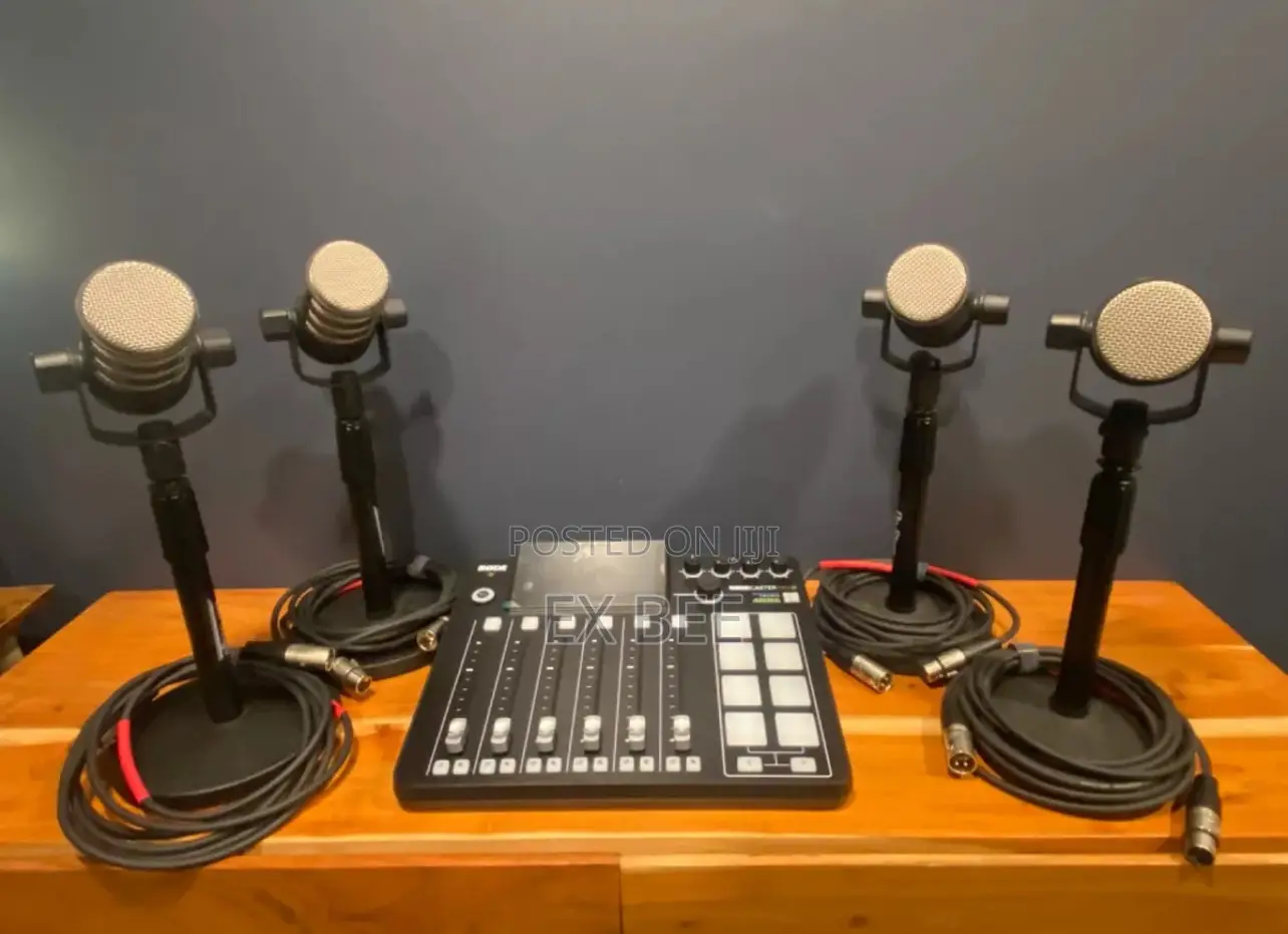 Rodecaster Pro 2 Podcasting Bundle, 4pcs Mics, Stands, XLR Cables