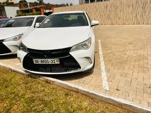 Toyota Camry 2016 White
