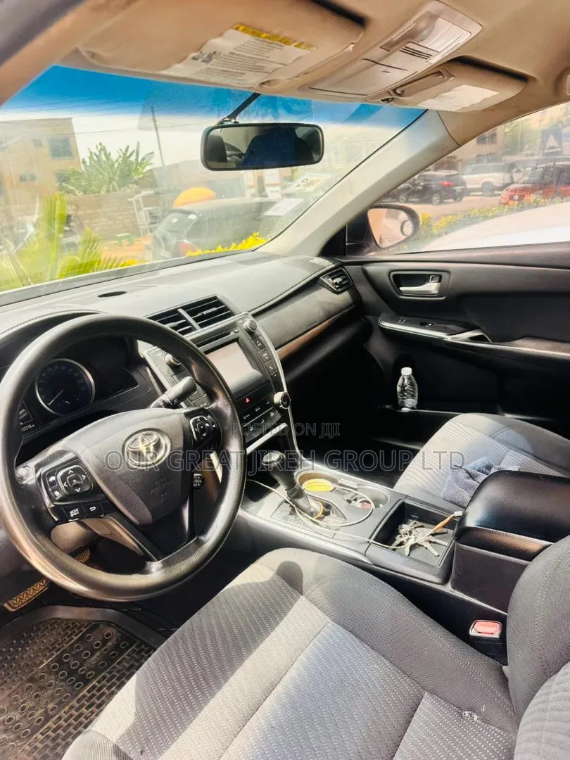 Toyota Camry 2016 White