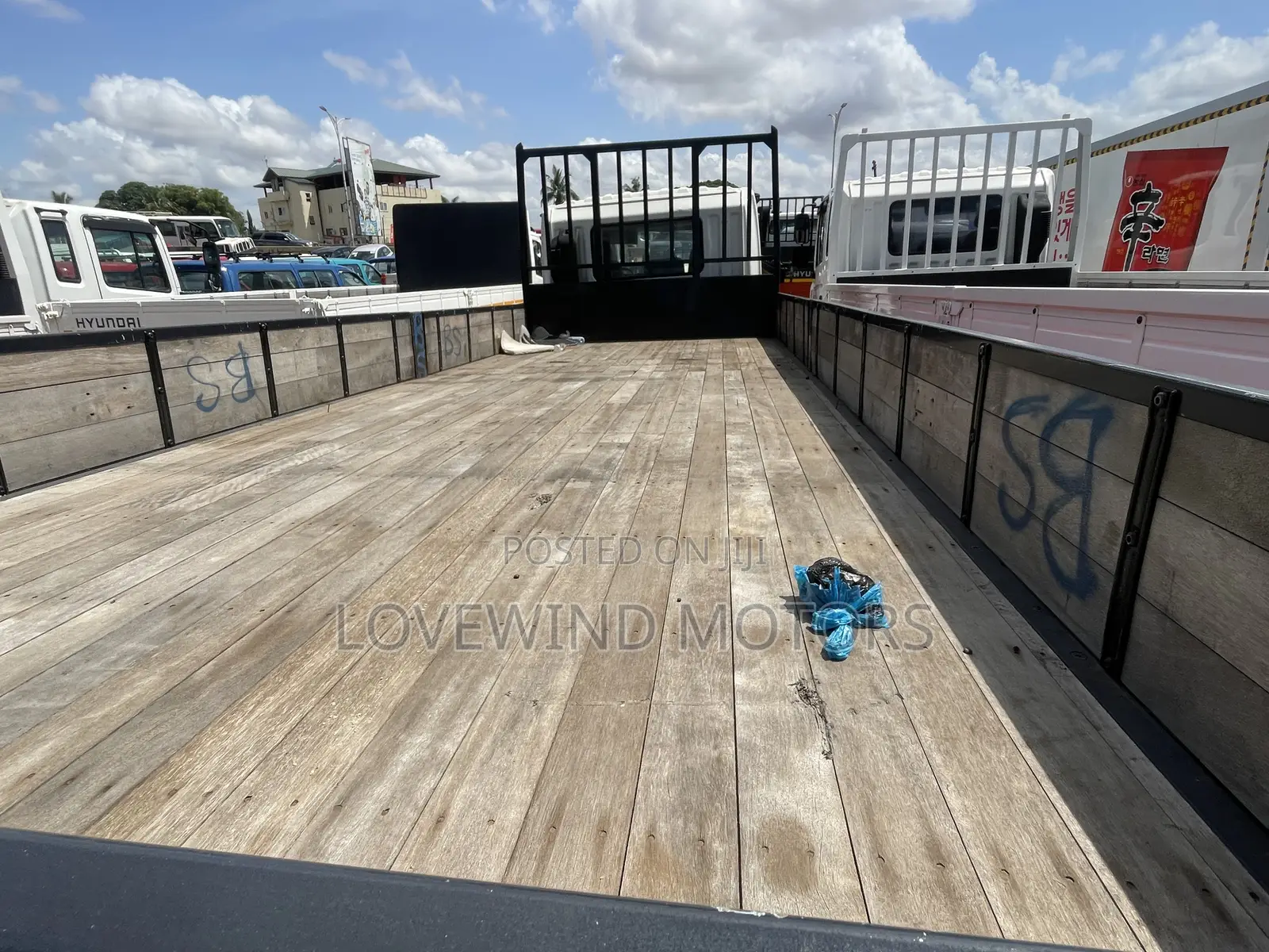 Hyundai Gold Truck 5 Ton for Sale