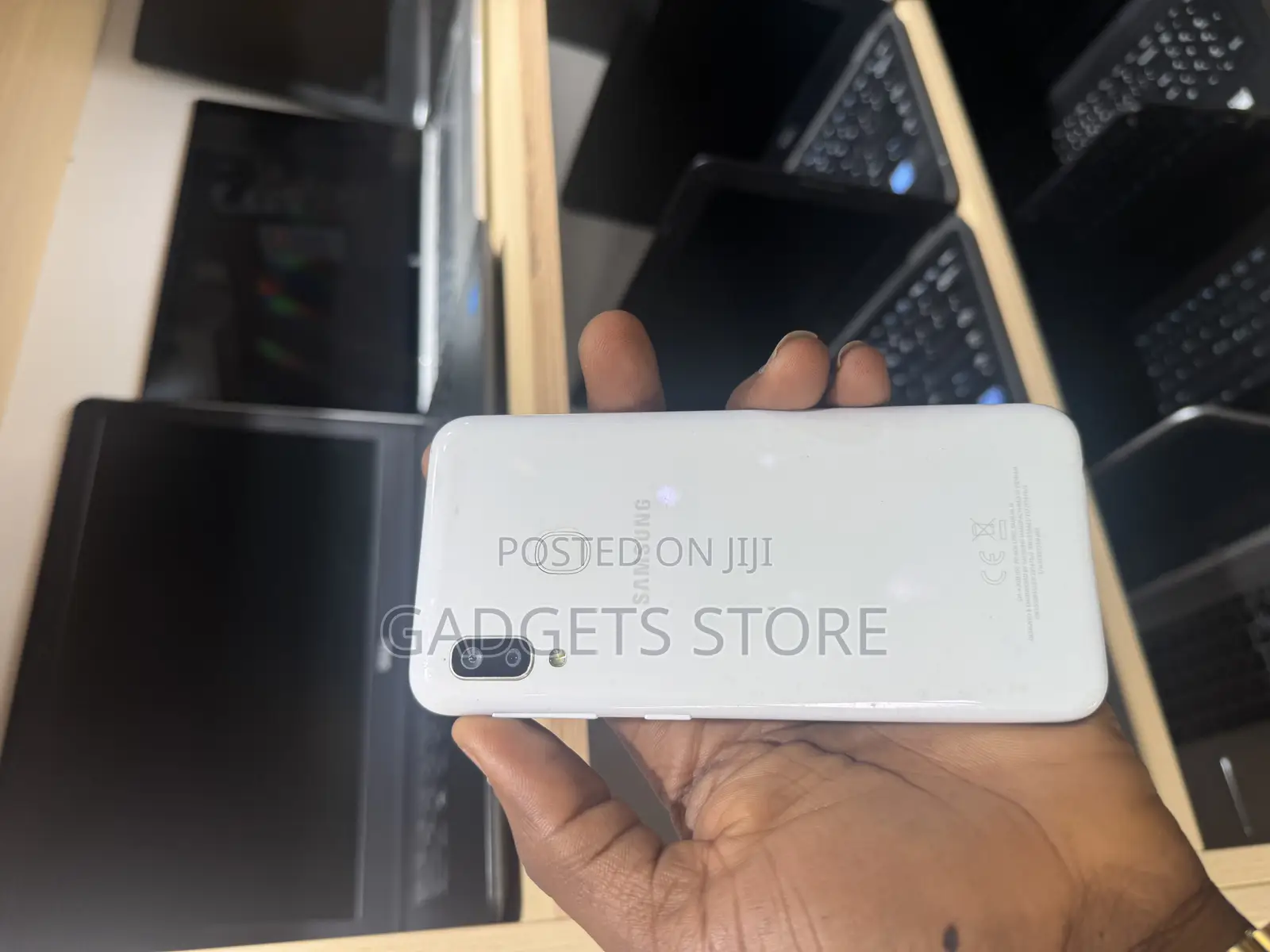 Samsung Galaxy A20e 32 GB Yellow