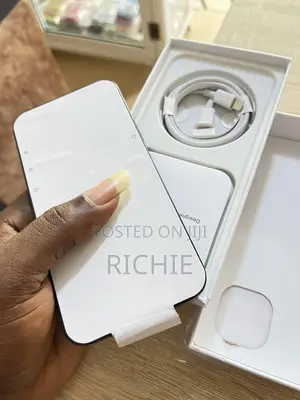 New Apple iPhone 12 128 GB Black