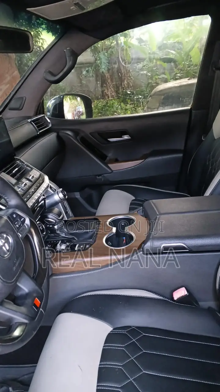 Toyota Land Cruiser 4.5 V8 TD 2016 Black