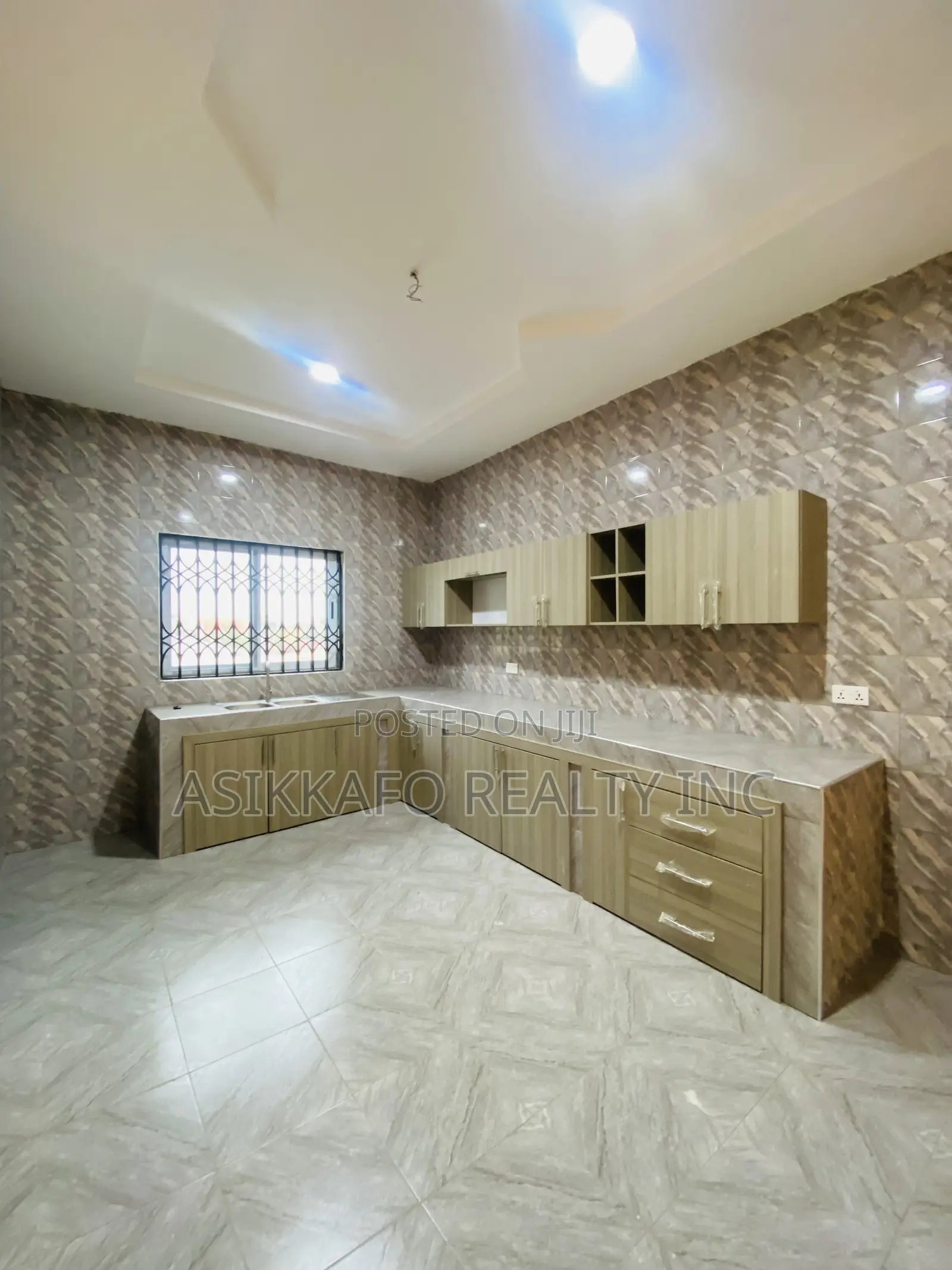 2bdrm Apartment in Baatsona, Spintex for rent
