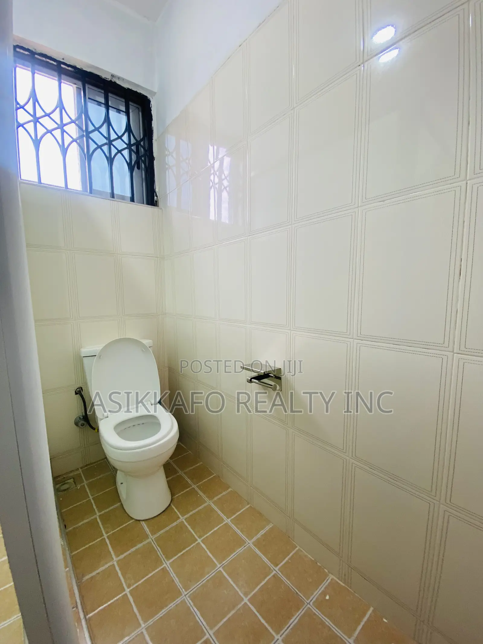 2bdrm Apartment in Baatsona, Spintex for rent