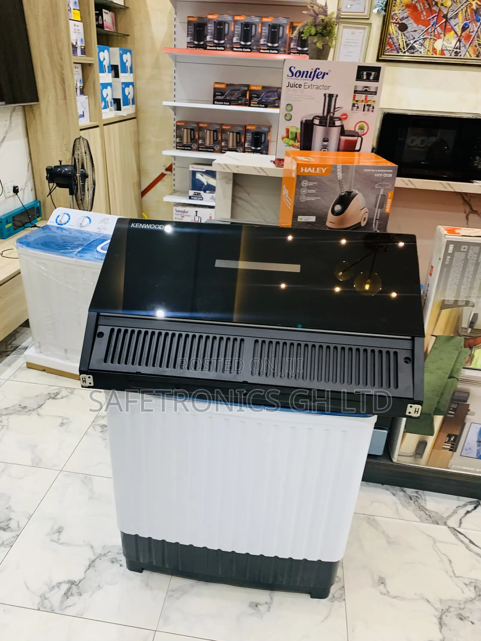 Just Purchase Kenwood 90cm Mirror Black Finish Extractor