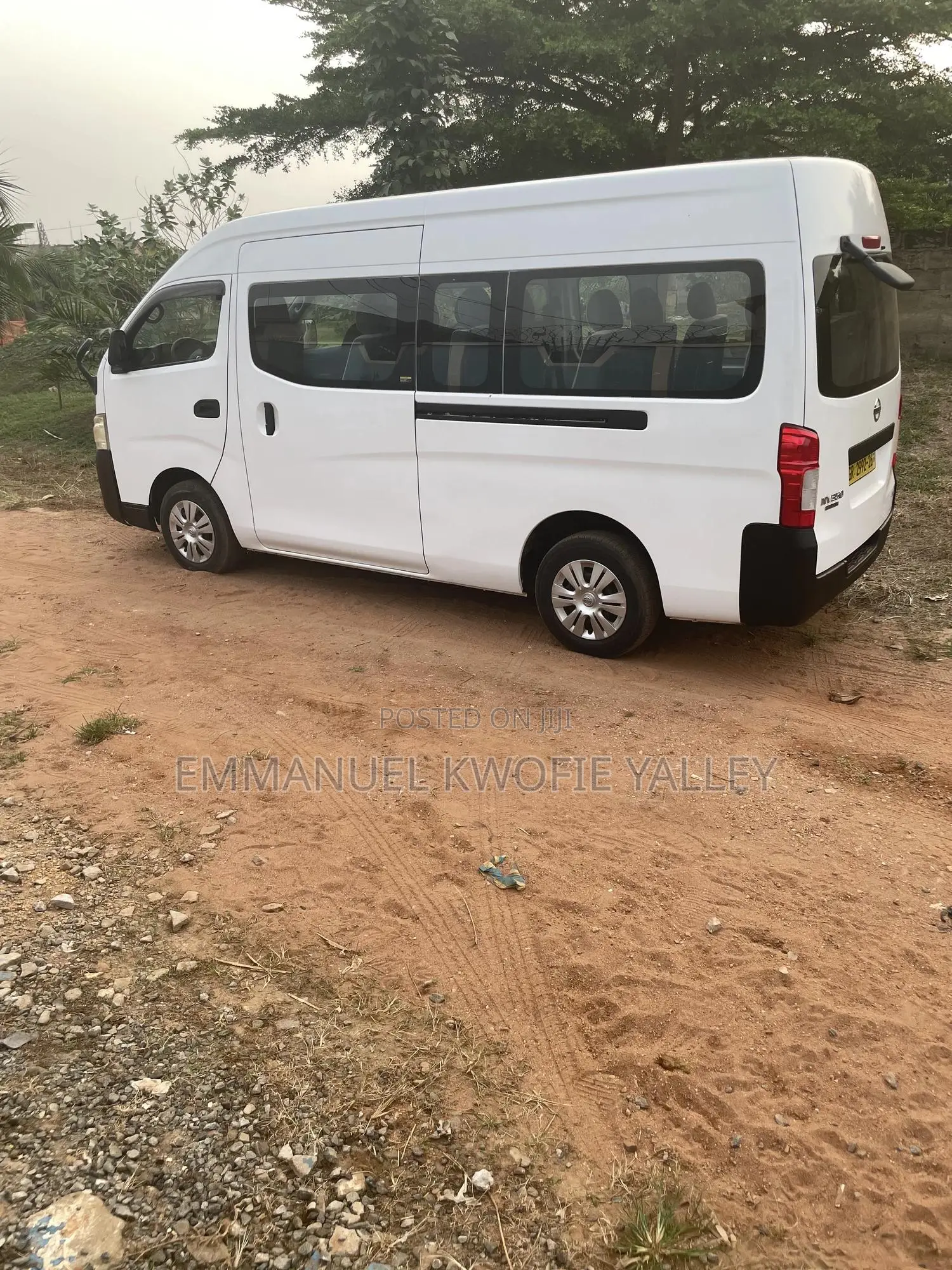 Nissan Caravan (Urvan) 2016 White