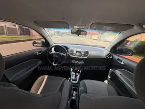Kia Pegas 2024 Blue