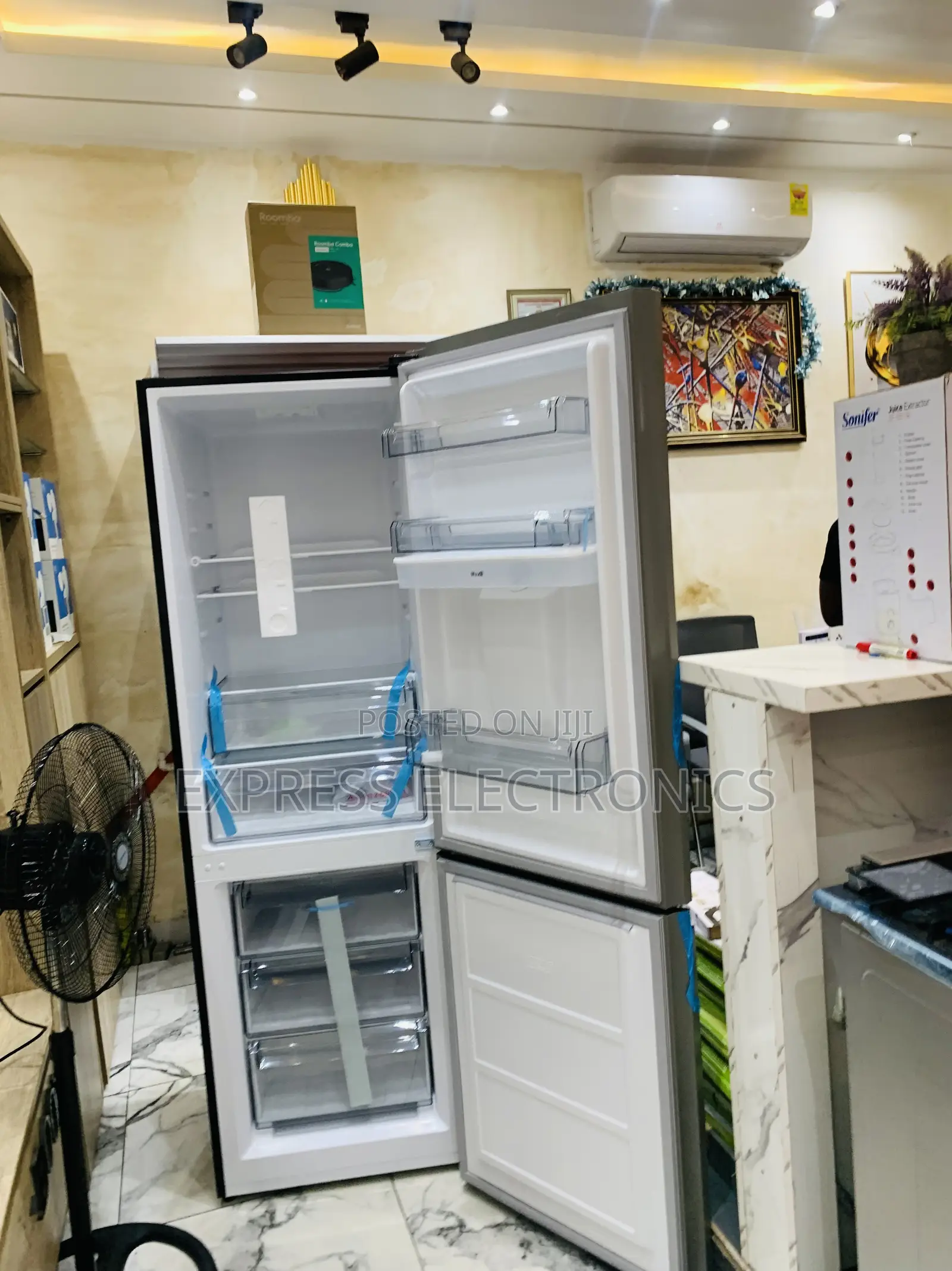Brand New Black Mirror Fridge Legacy 311l