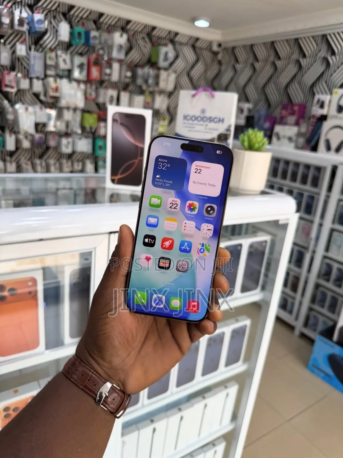 Apple iPhone 16 Pro Max 256 GB Gold