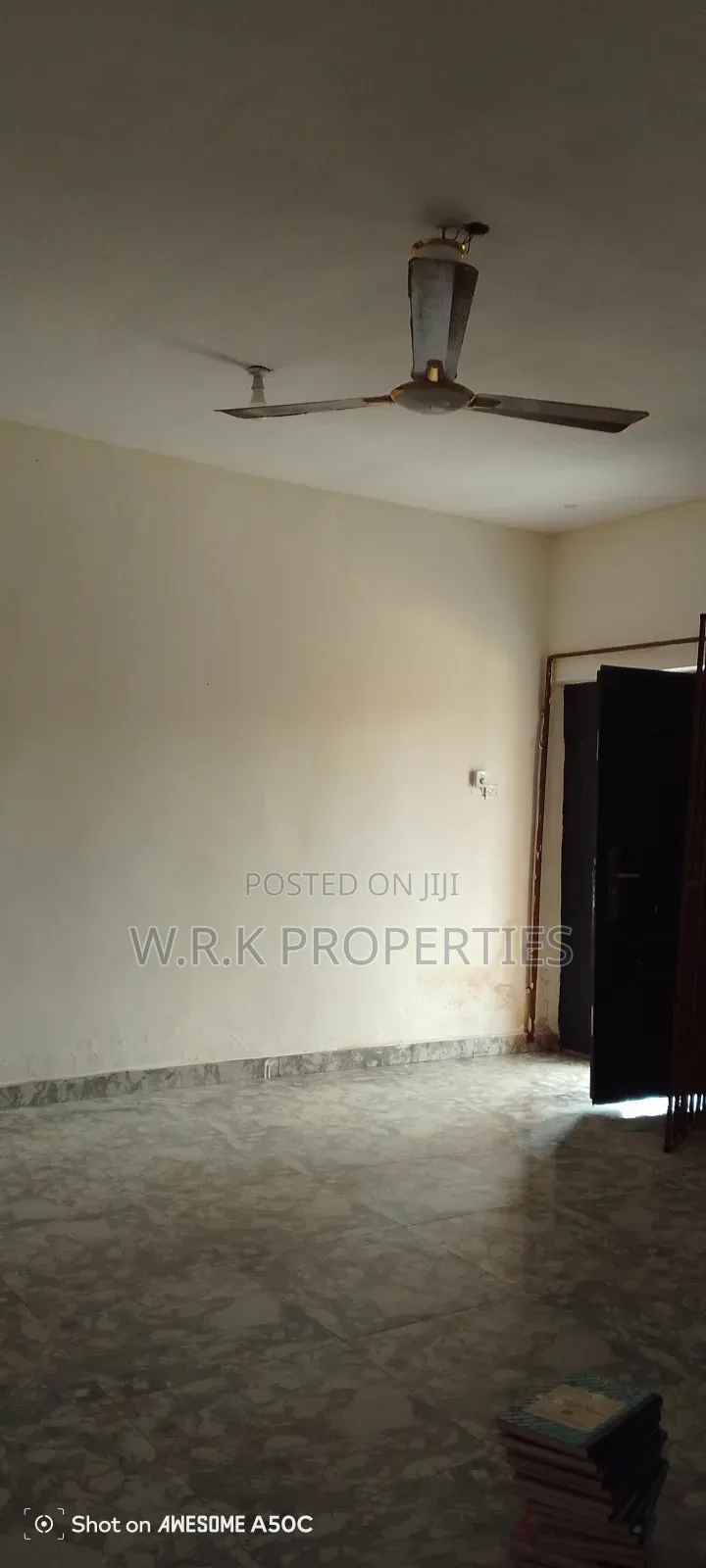 3bdrm Block of Flats in Highways Koforidua, New-Juaben Municipal