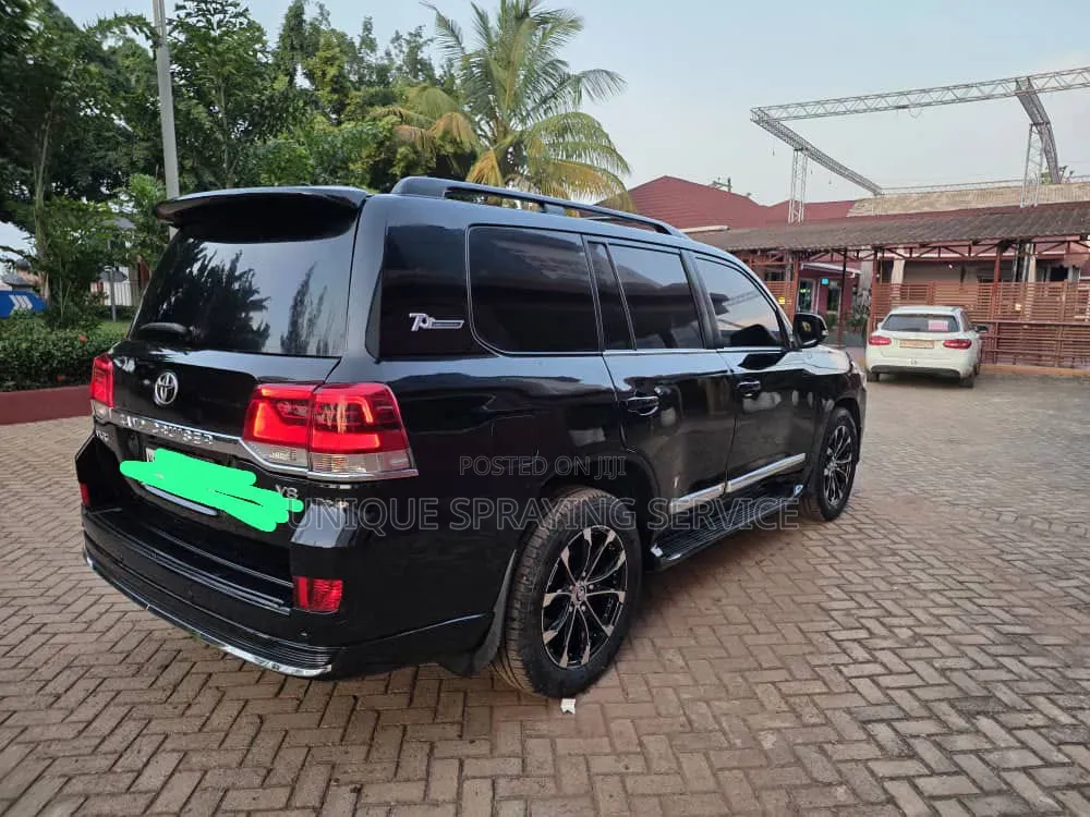 Toyota Land Cruiser 4.5 V8 VXR 2014 Black