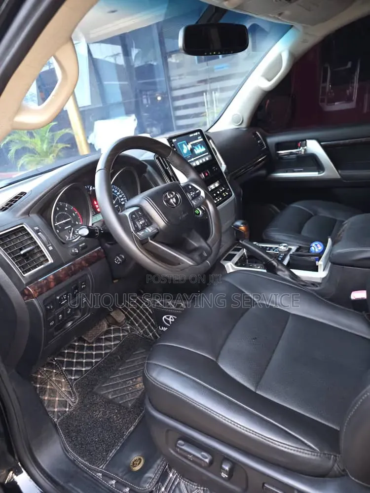 Toyota Land Cruiser 4.5 V8 VXR 2014 Black