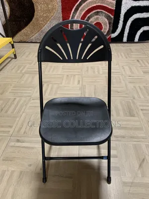 Folding Chairs-Fan Back