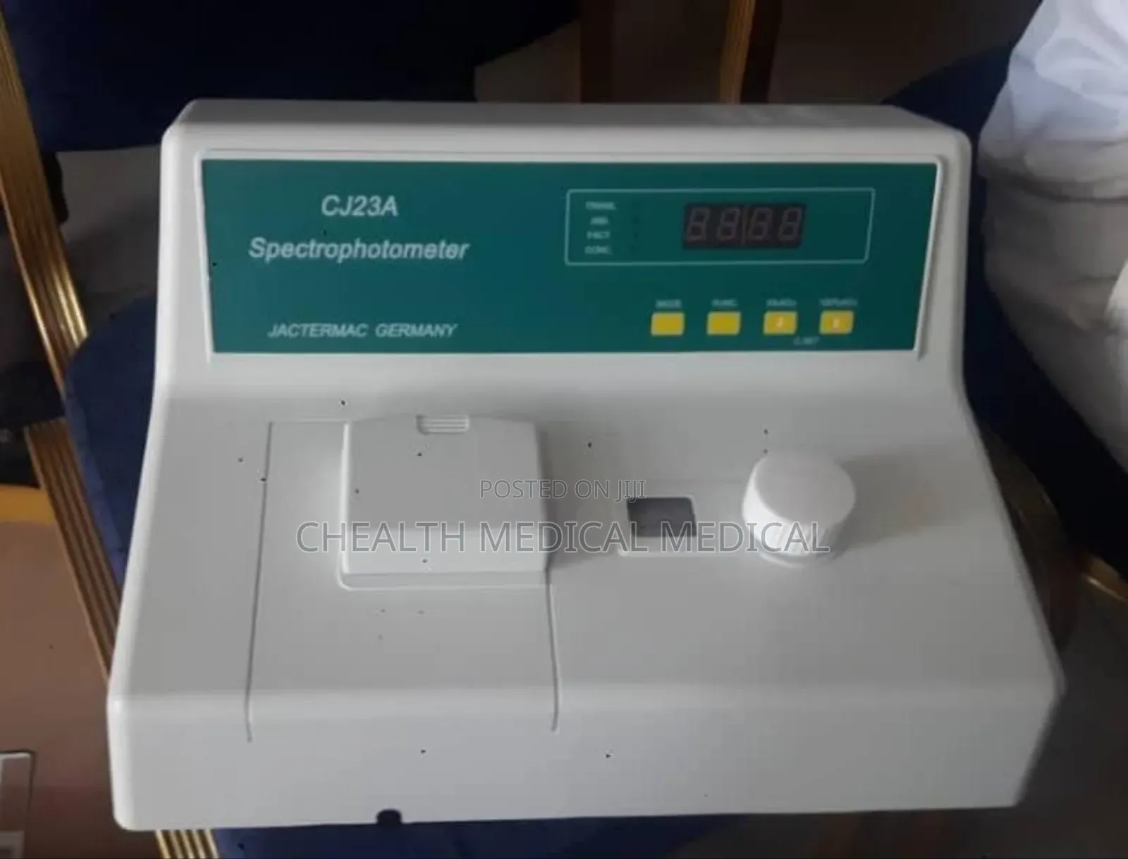 Spectrophotometer
