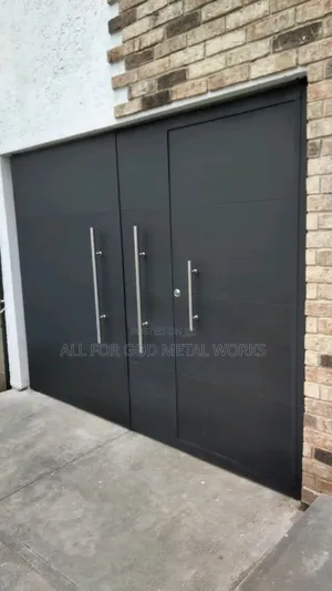 Heavy Luxurious Gavinniced Gate
