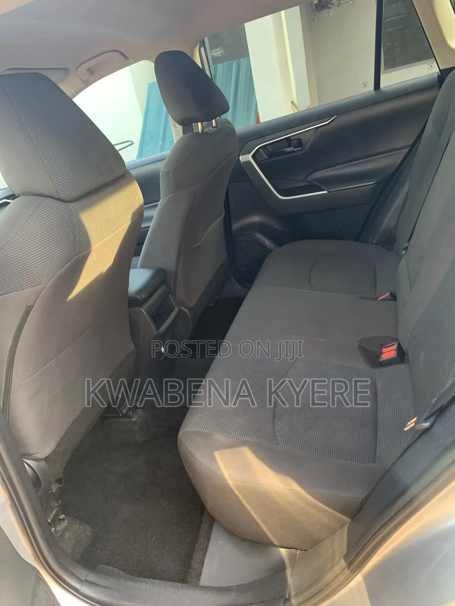 Toyota RAV4 LE AWD 2020 Gray