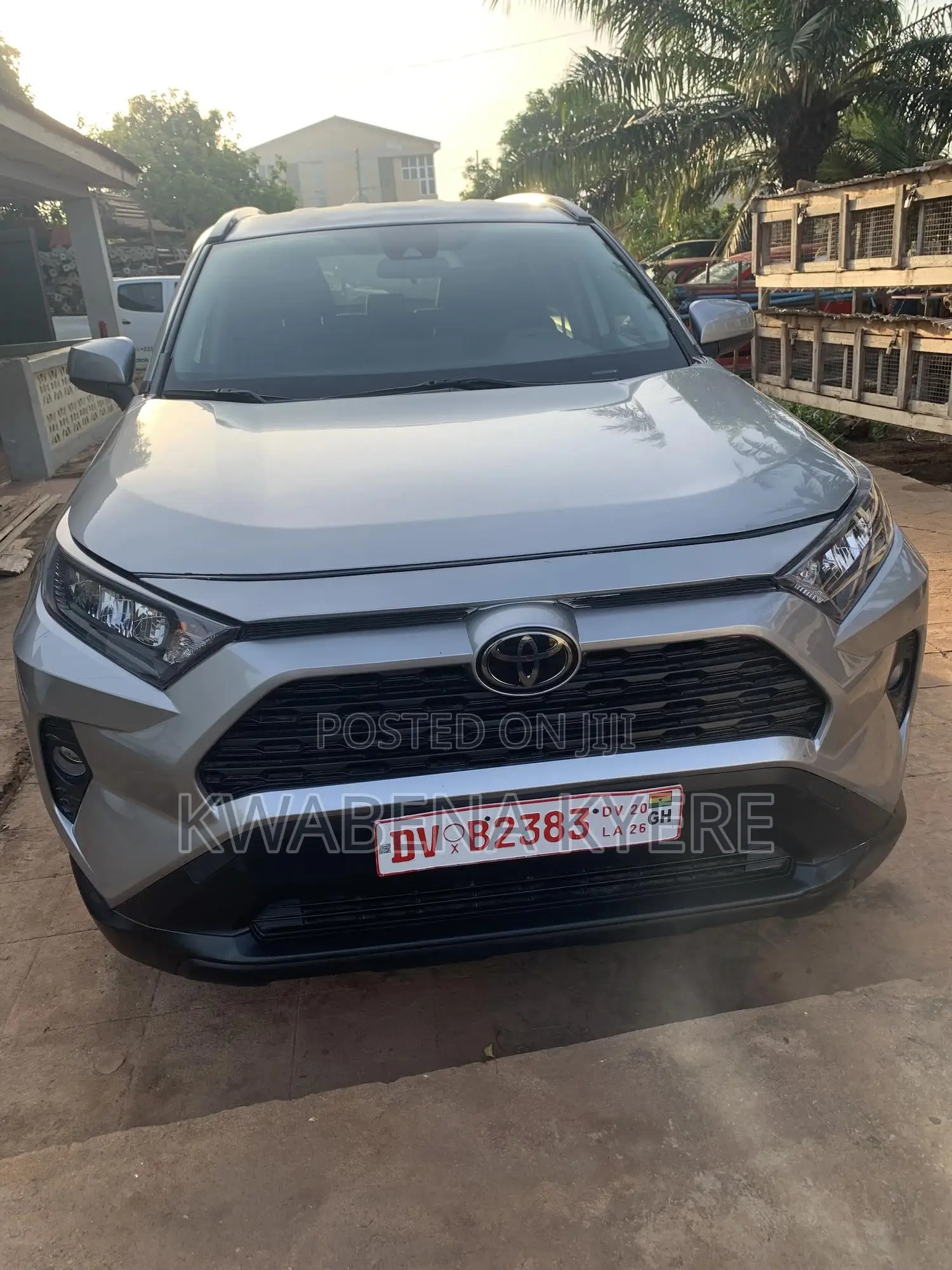 Toyota RAV4 LE AWD 2020 Gray