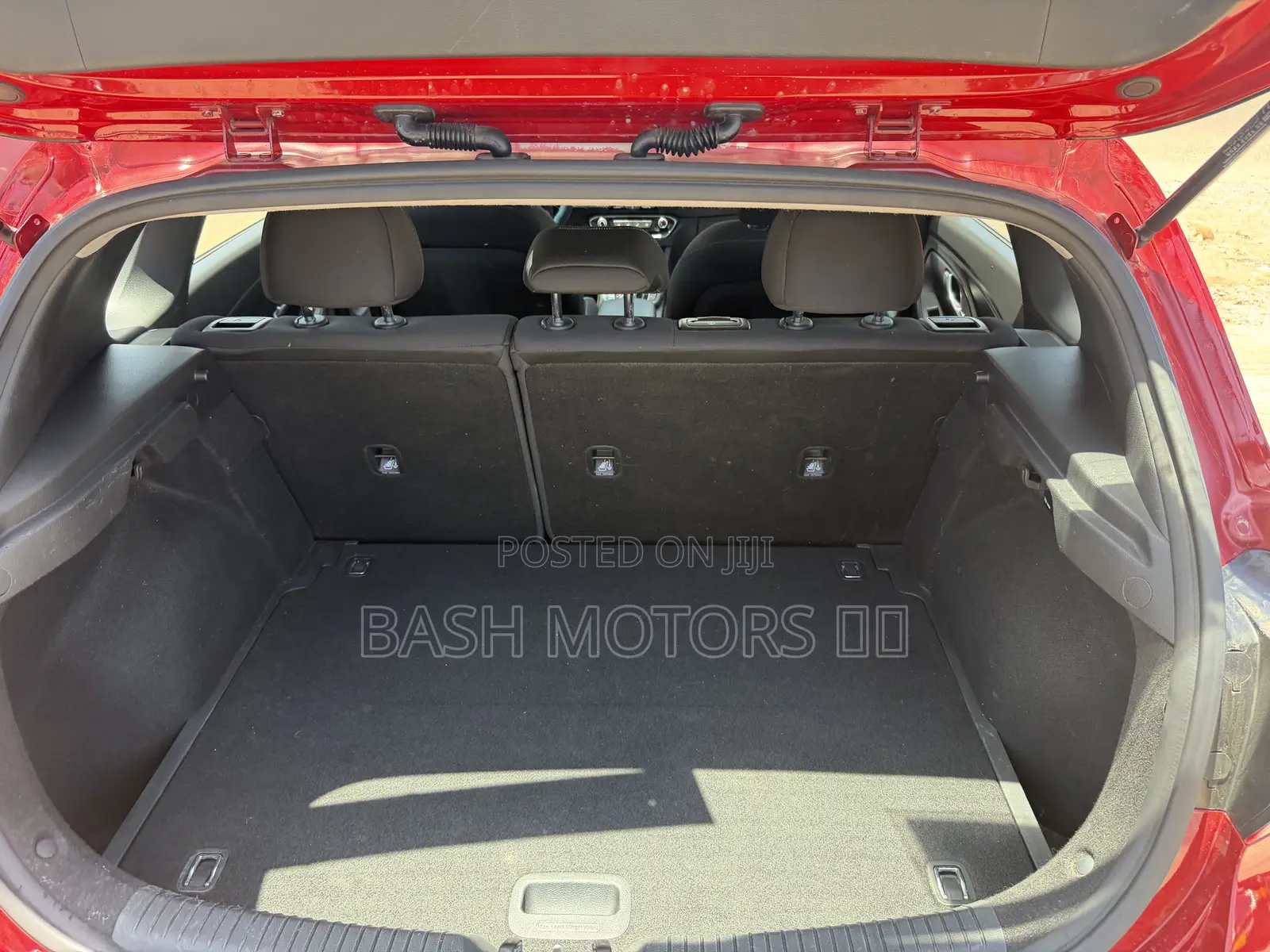 Hyundai Elantra 2018 Red