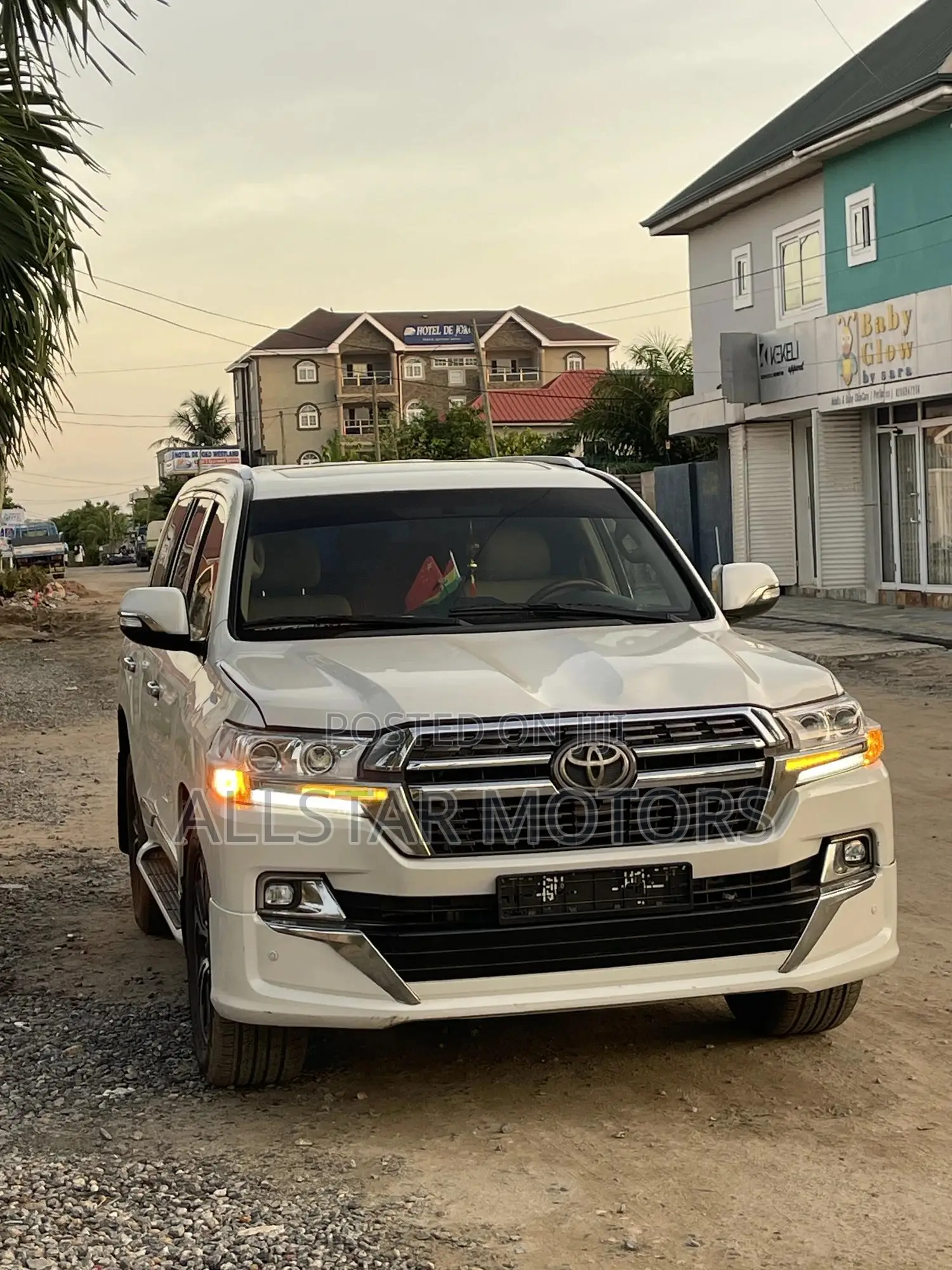 Toyota Land Cruiser 4.0 V6 GX-R 2011 White