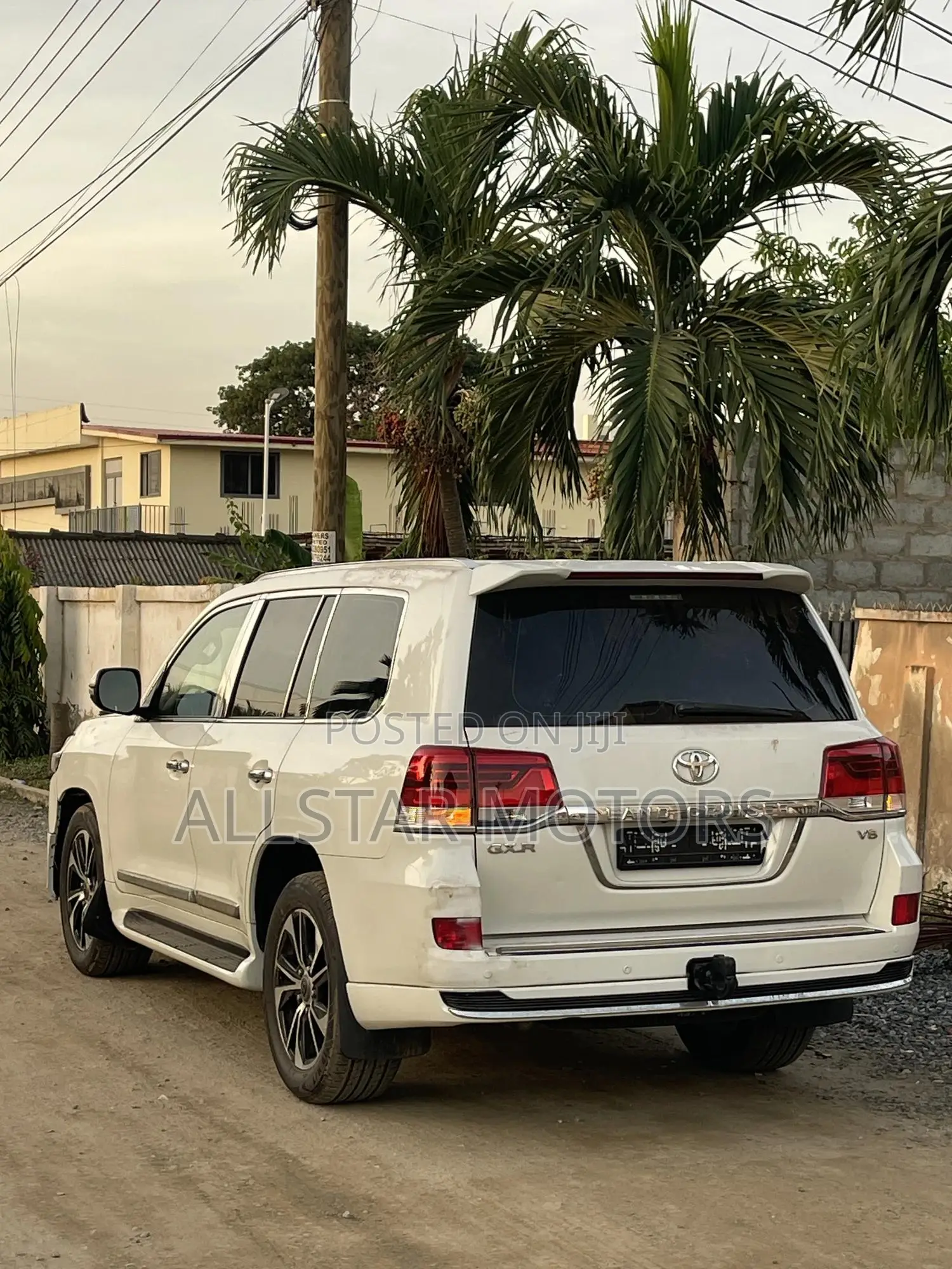 Toyota Land Cruiser 4.0 V6 GX-R 2011 White