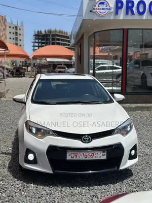 Toyota Corolla S Premium 4dr Sedan (1.8L 4cyl CVT) 2016 White