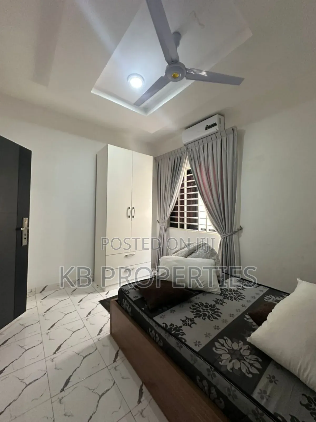 4bdrm House in Kb Properties, Baatsona Total for rent
