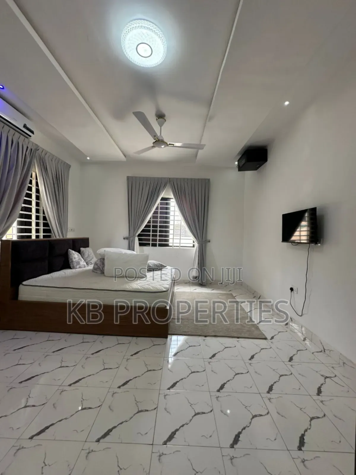 4bdrm House in Kb Properties, Baatsona Total for rent