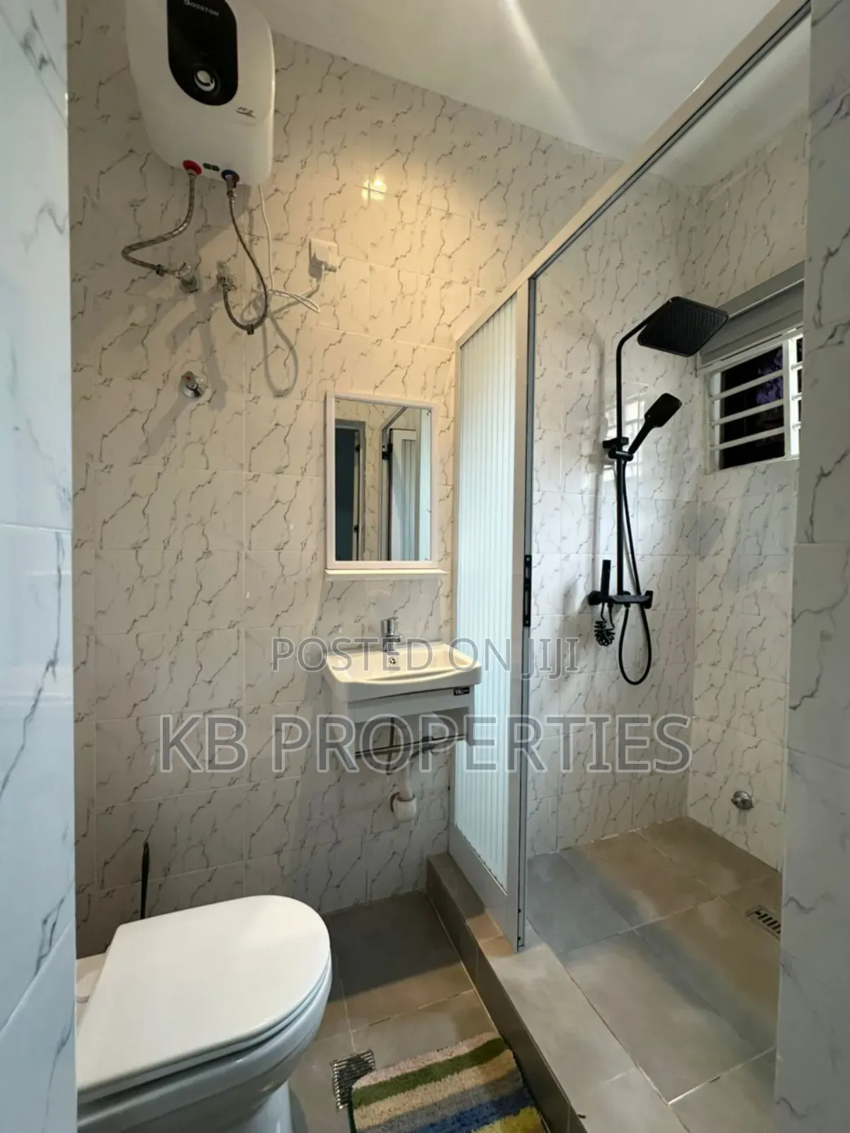 4bdrm House in Kb Properties, Baatsona Total for rent