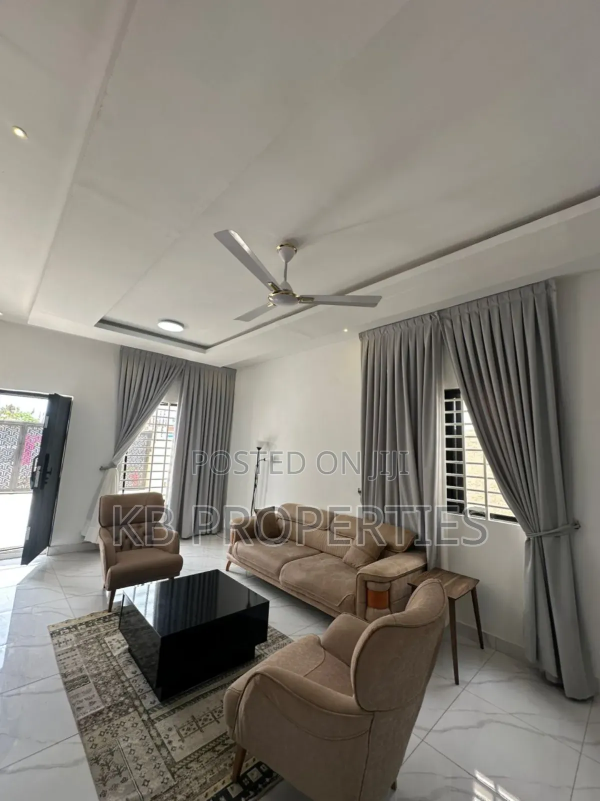 4bdrm House in Kb Properties, Baatsona Total for rent