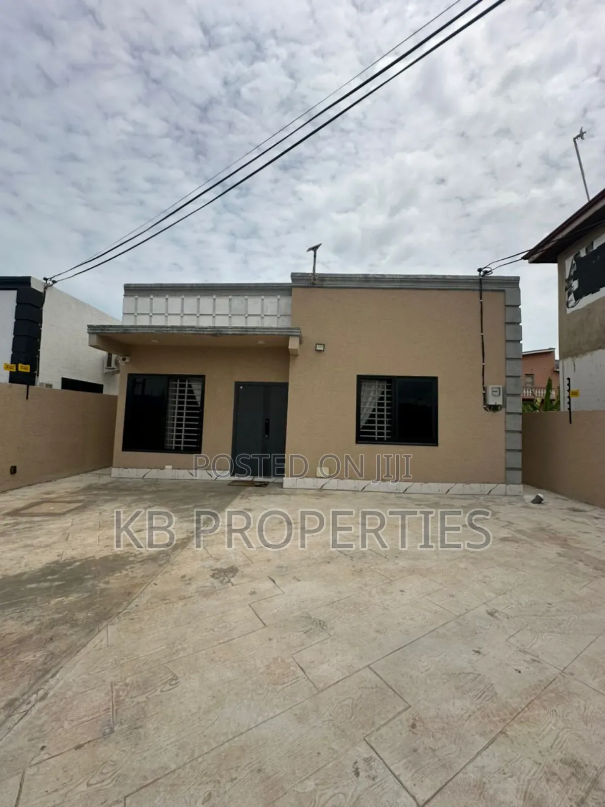 4bdrm House in Kb Properties, Baatsona Total for rent