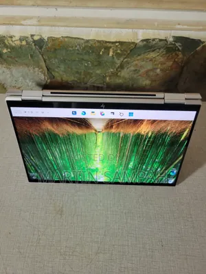 Laptop HP EliteBook 1030 16GB Intel Core i5 SSD 256GB