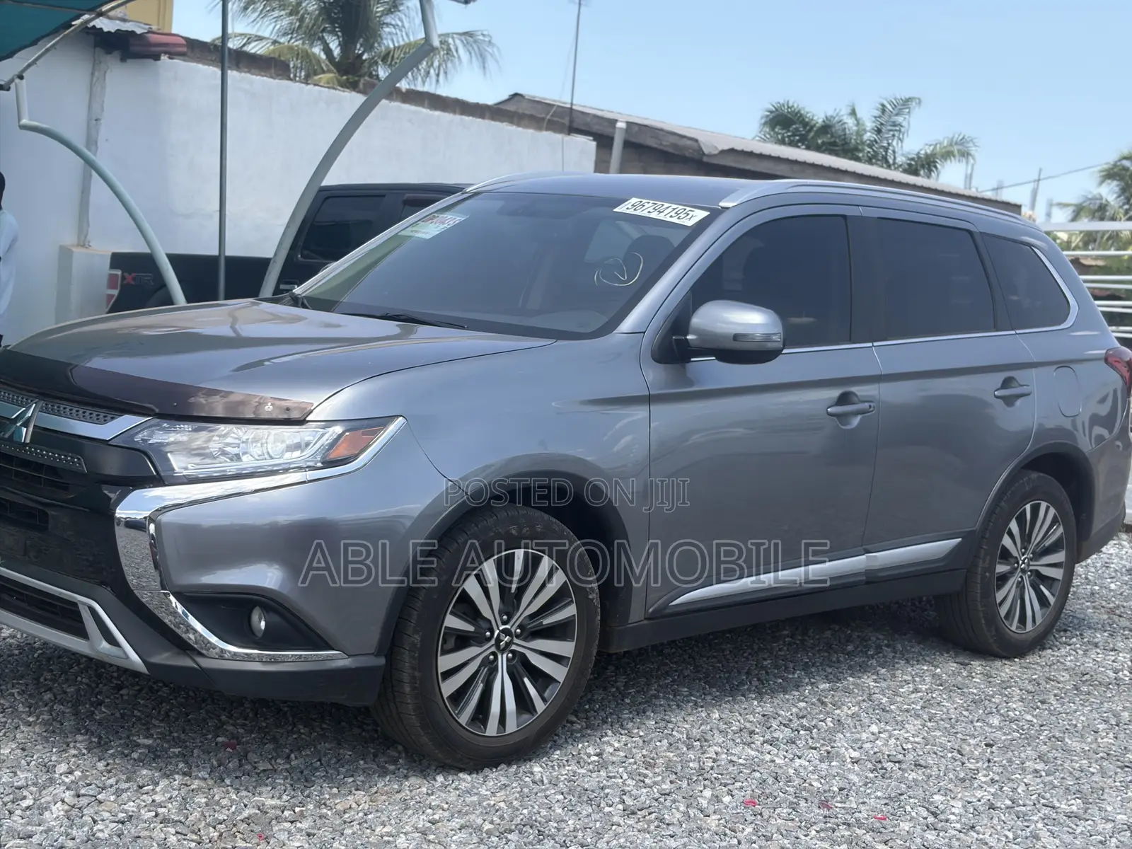 Mitsubishi Outlander SEL FWD 2019 Gray