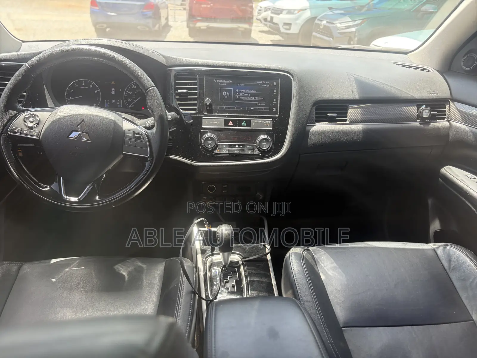 Mitsubishi Outlander SEL FWD 2019 Gray