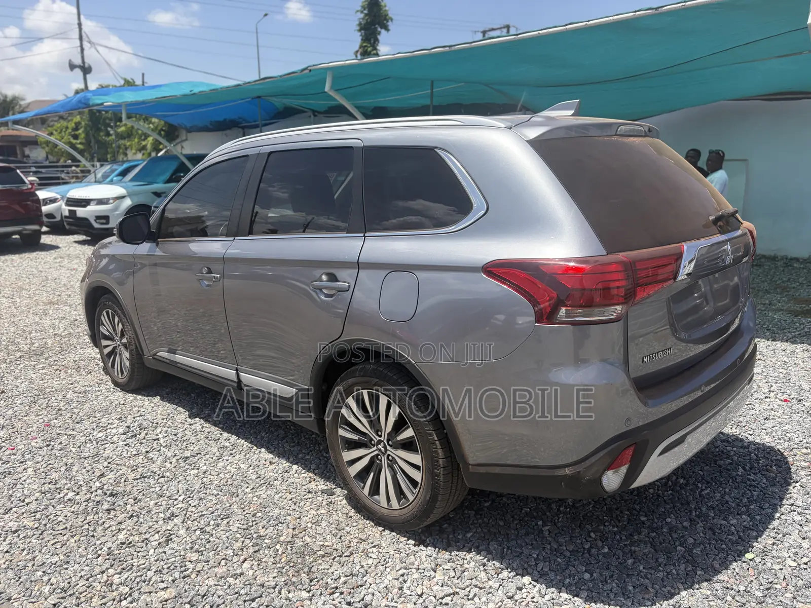 Mitsubishi Outlander SEL FWD 2019 Gray