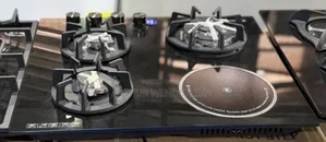 4 Burner With One Hot Plate or Electric Stove