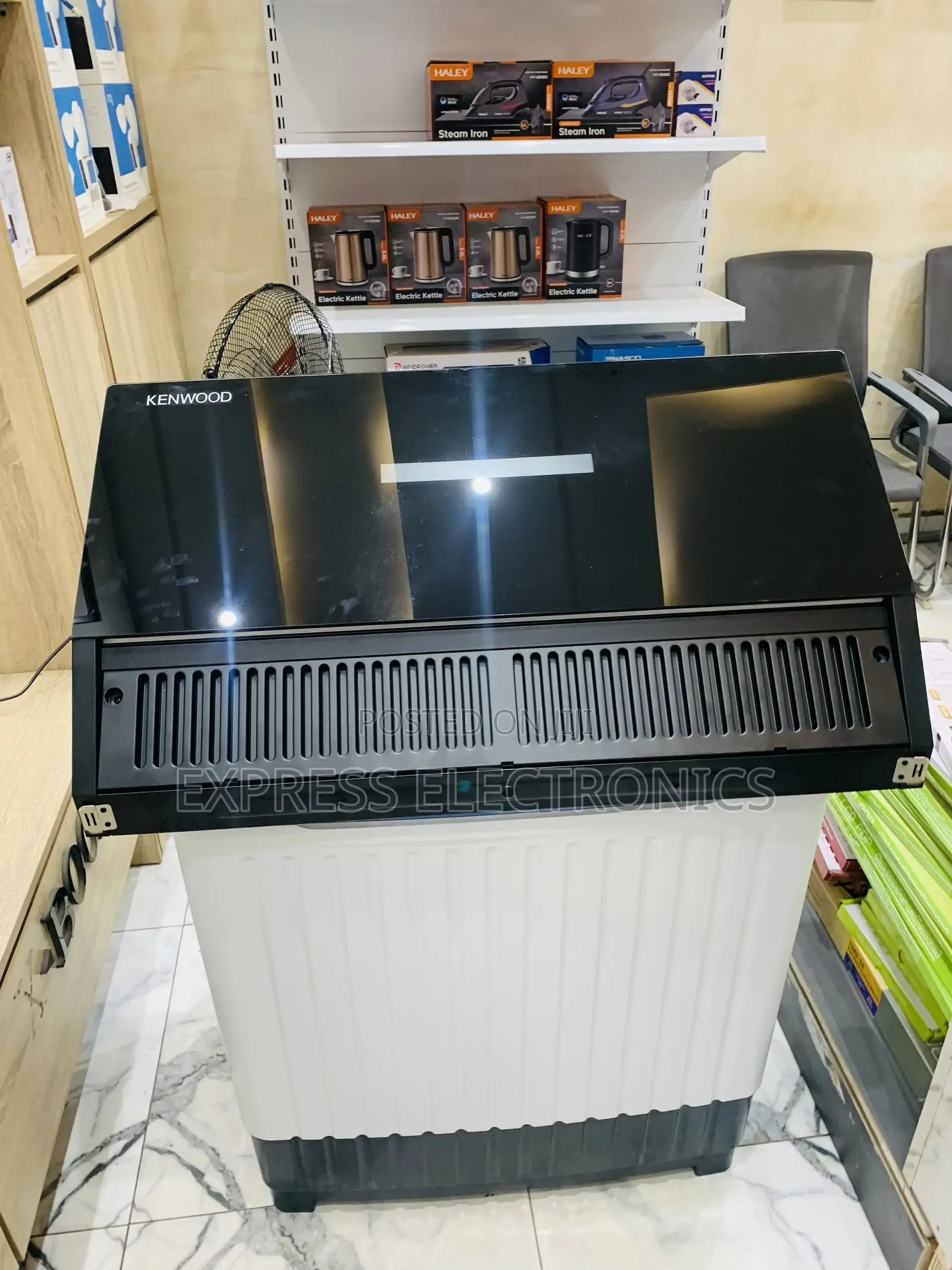 Kenwood 90cm Mirror Black Finish Extractor