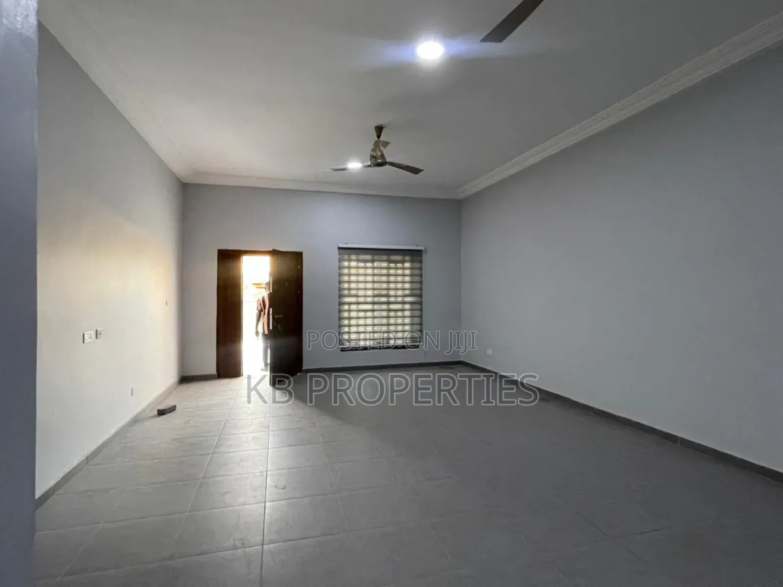 2bdrm Apartment in Kb Properties, Baatsona Total for rent