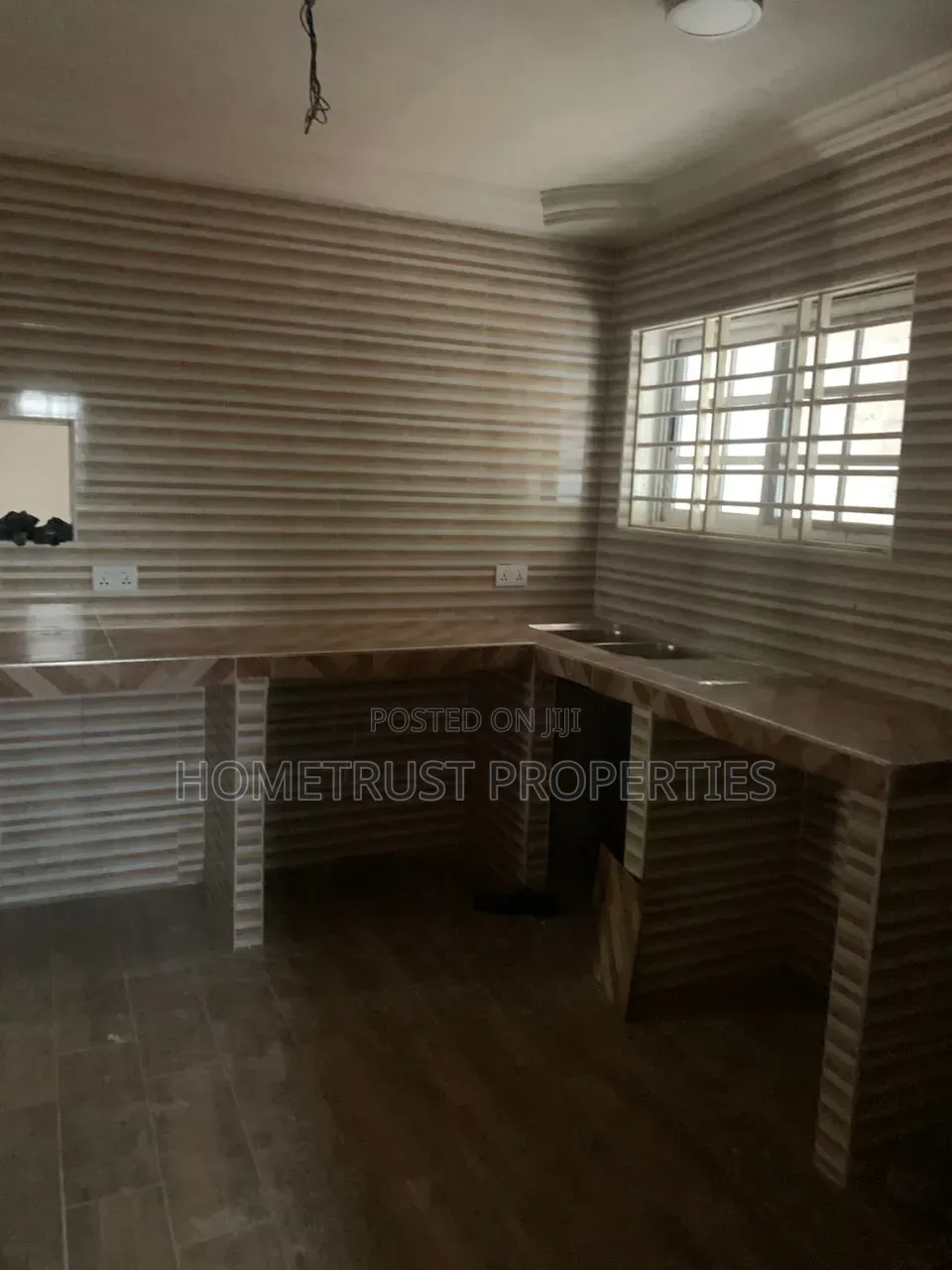 7bdrm Duplex in Pokuase Ayawoso for sale