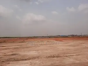 Litigation‐Free Land 70x80 Ft – 60,000 GHS