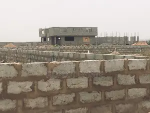 Litigation‐Free Land 70x80 Ft – 250,000ghs